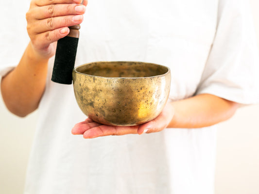 Small Tara Singing Bowl - Base Note A4 (429 Hz)