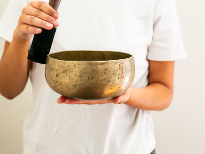 Remuna Singing Bowl - A#3 (229 Hz)