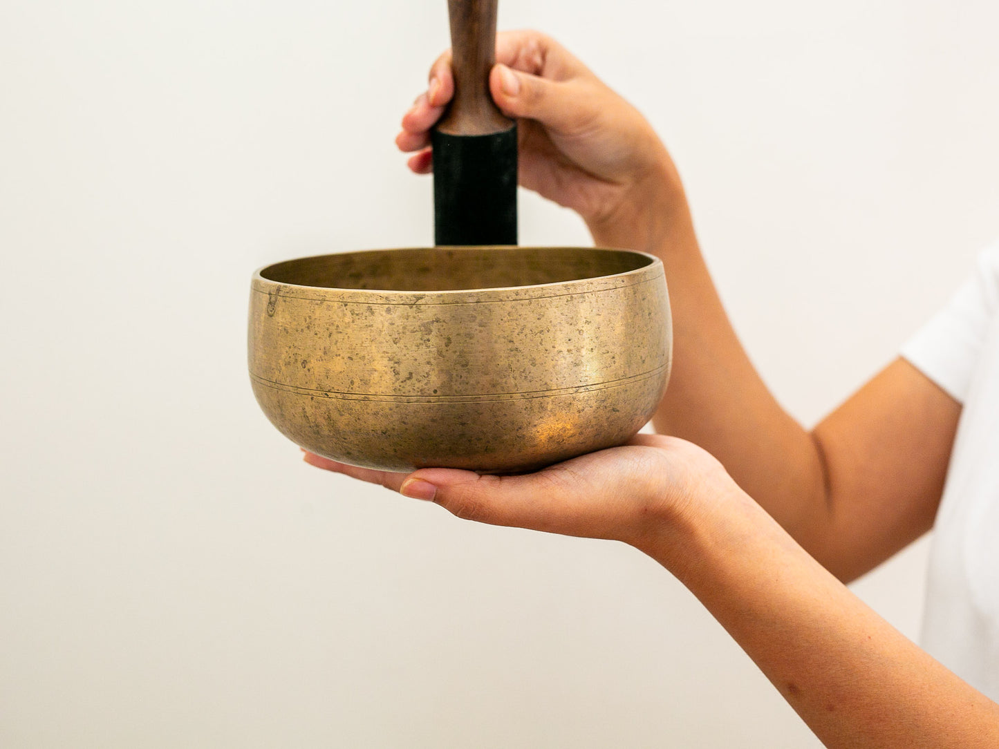 Remuna Singing Bowl - A3 (217 Hz)