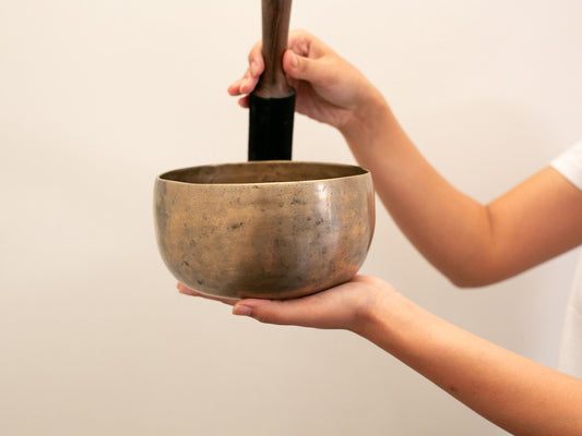 Tara Singing Bowl - Base Note G3 (193 Hz)