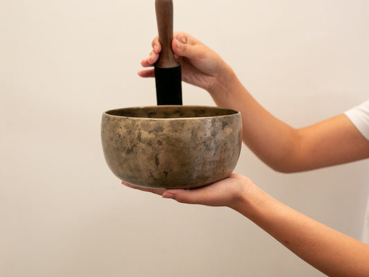 Tara Singing Bowl - Base Note G#3 (209 Hz)