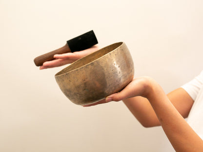 Tara Singing Bowl - Base Note G#3 (204 Hz)