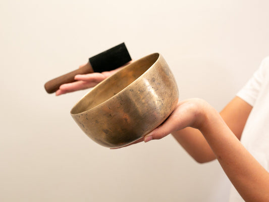 Tara Singing Bowl - Base Note F3 (173 Hz)