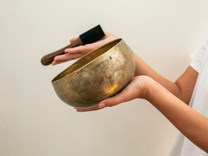 Tara Singing Bowl - Base Note A#2 (113 Hz)