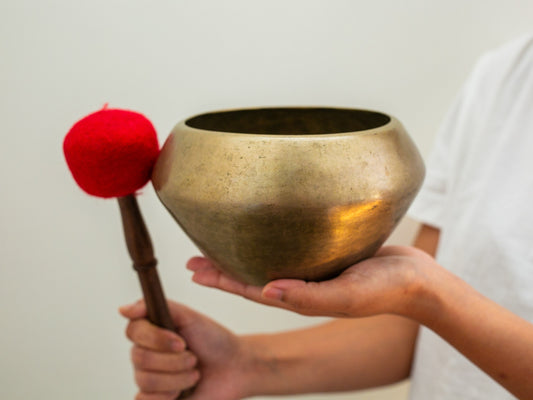 Collector's Buddha Singing Bowl - Base Note F#4 (380 Hz)