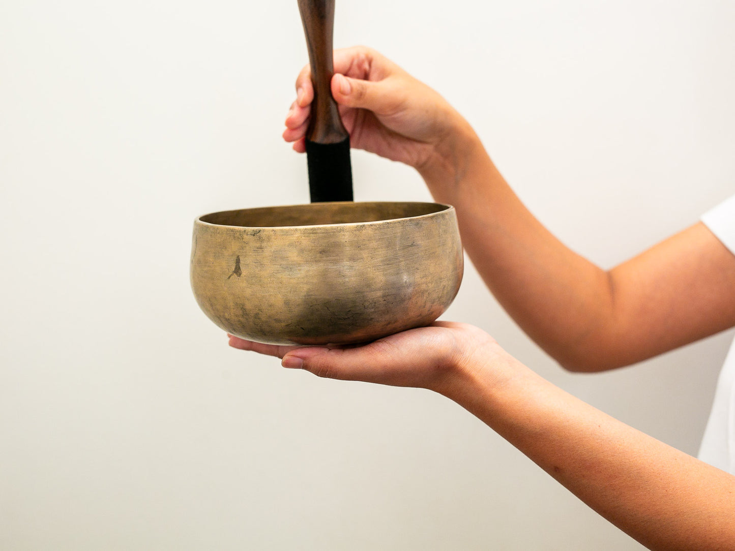 Remuna Singing Bowl - A3 (226 Hz)