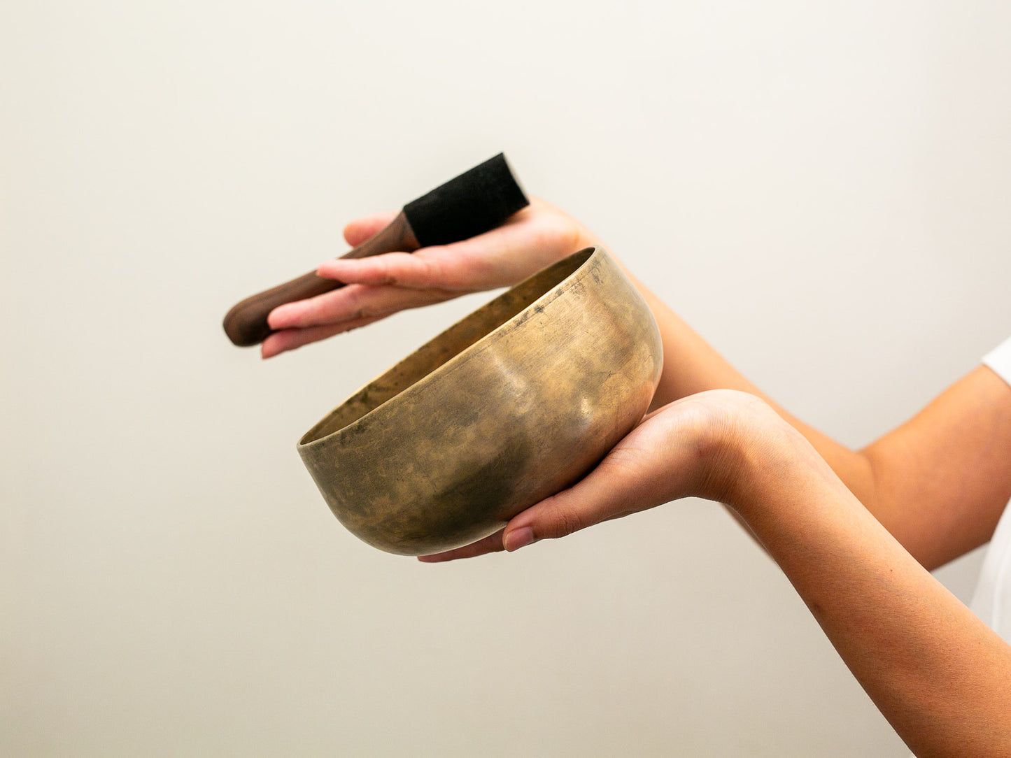 Remuna Singing Bowl - A3 (222 Hz)