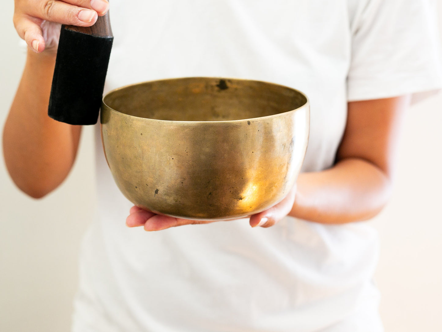 Tara Singing Bowl - Base Note D#3 (156 Hz)