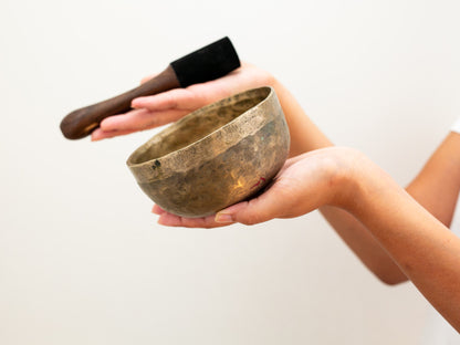 Small Tara Singing Bowl - Base Note A#4 (467 Hz)