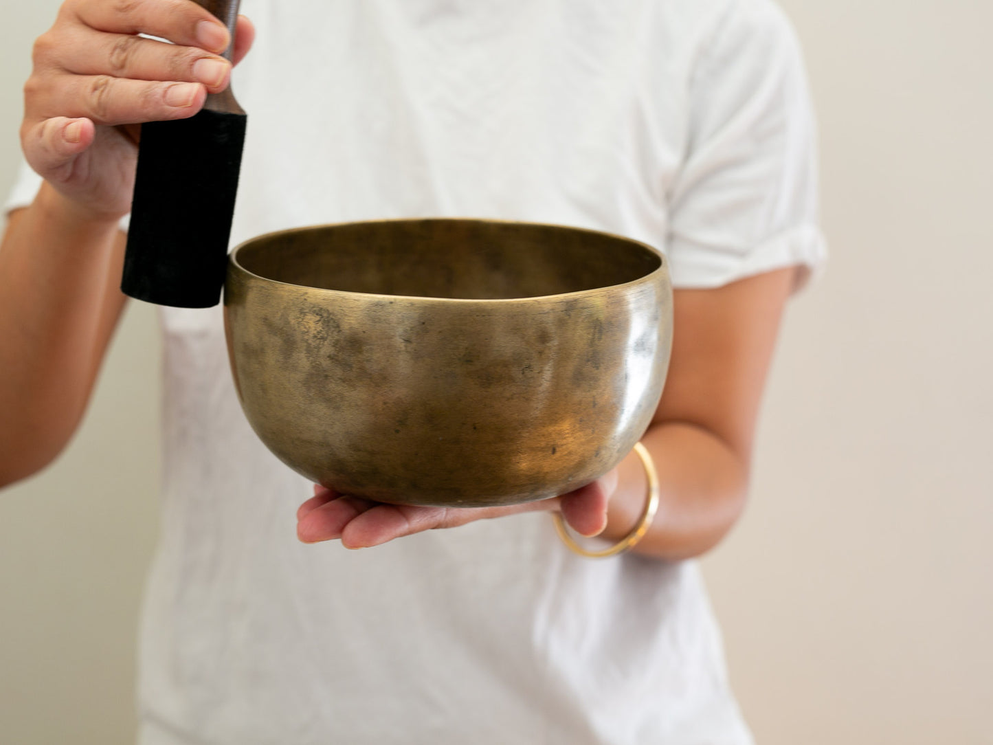 Tara Singing Bowl - Base Note G3 (201 Hz)