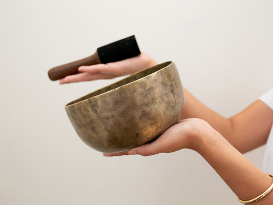 Tara Singing Bowl - Base Note F3 (173 Hz)