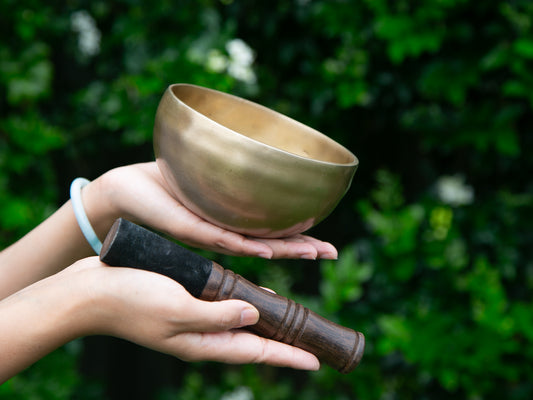 Small Contemporary Flow Singing Bowl - Base note F#4 (368 Hz)