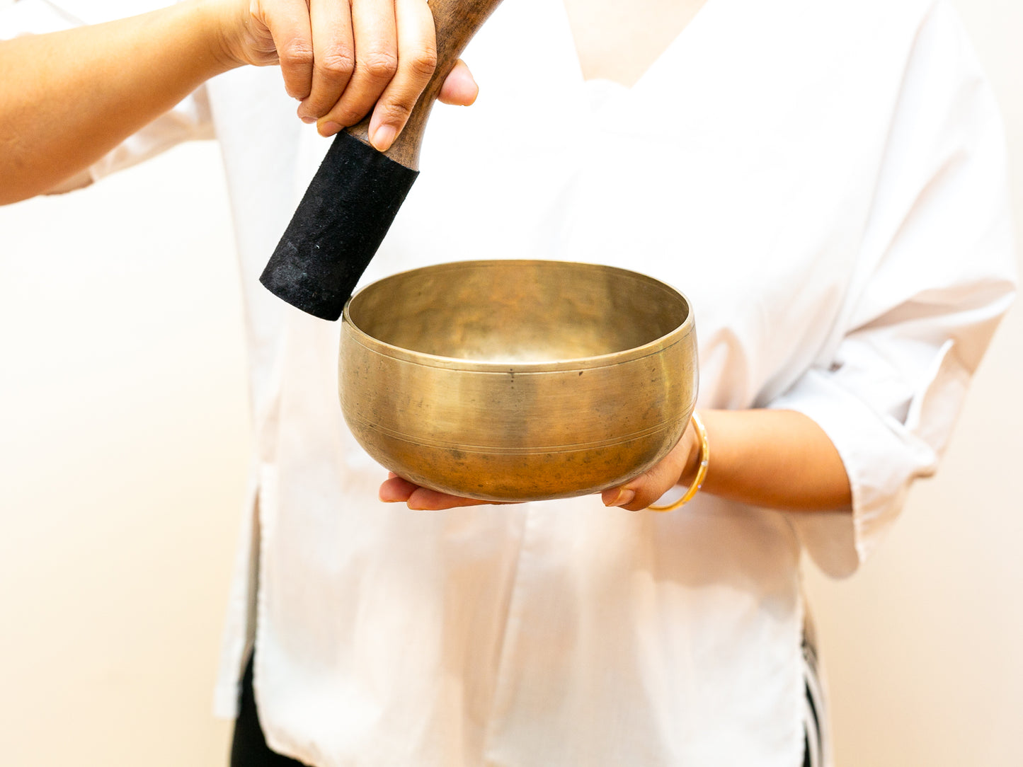 Remuna Singing Bowl - Base note E3 (165 Hz)