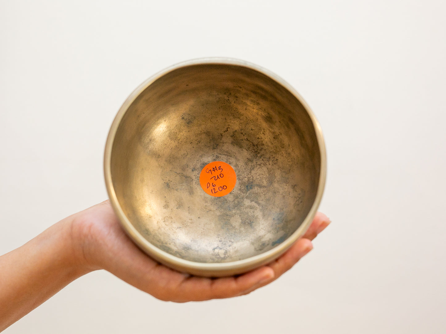 Small Old 'Tara' Singing Bowl - Base Note G#3 (210 Hz)