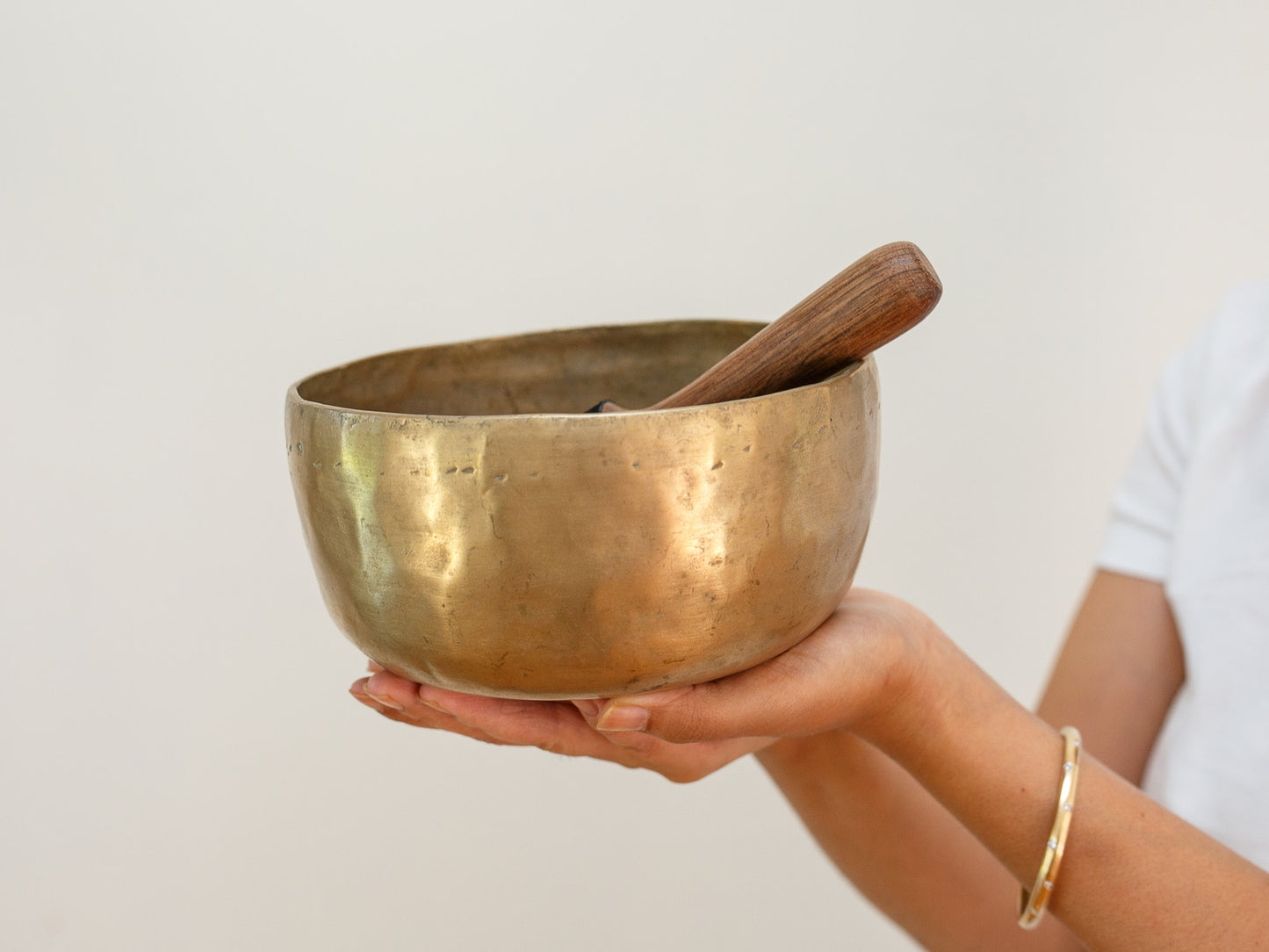 Tara Singing Bowl - Base Note G#3 (204 Hz)