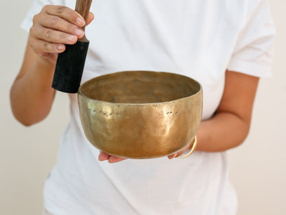 Tara Singing Bowl - Base Note G#3 (204 Hz)