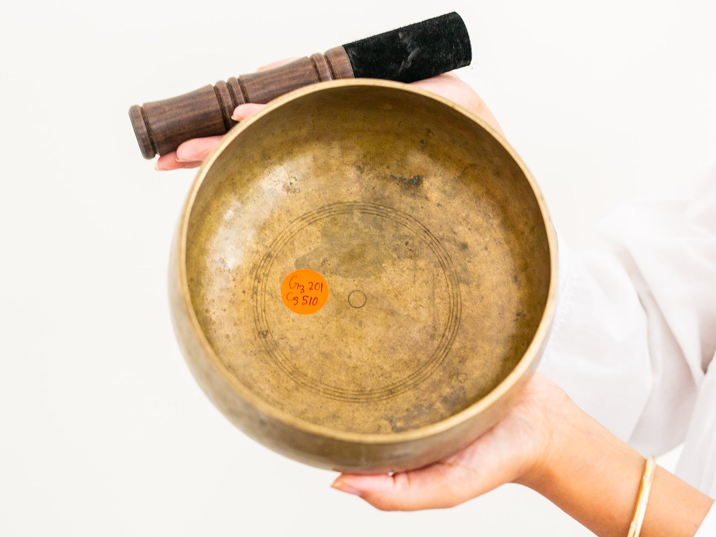 Remuna Singing Bowl - Base note G3 (201 Hz)