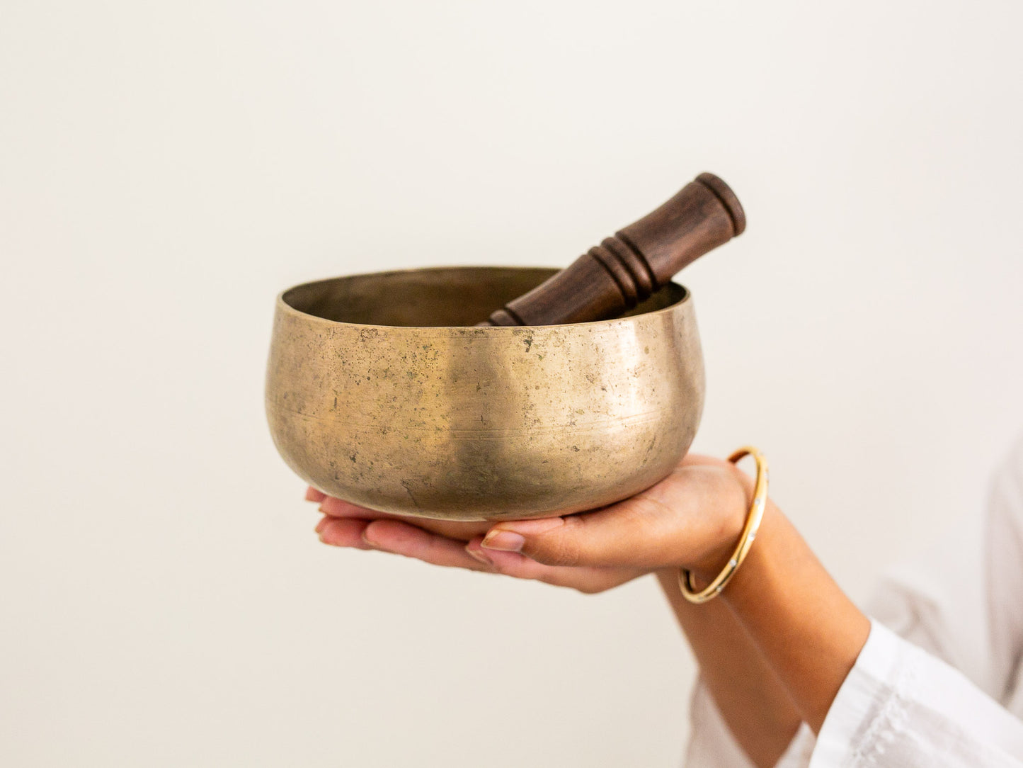 Remuna Singing Bowl - Base note G3 (201 Hz)