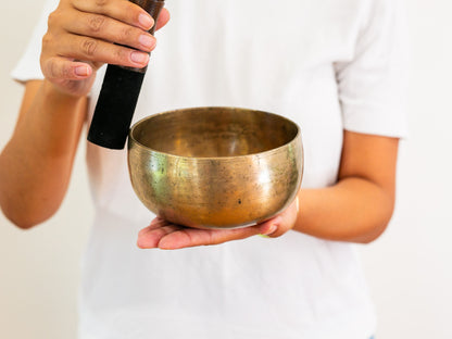 Remuna Singing Bowl - Base note D4 (299 Hz)