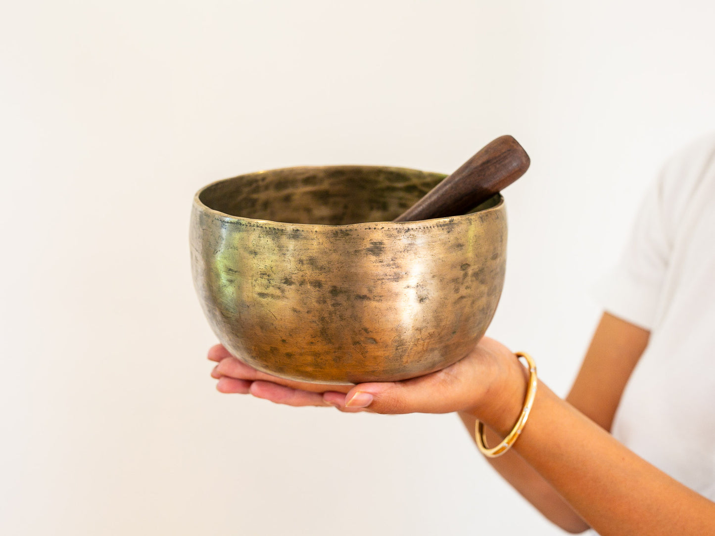 Tara Singing Bowl - Base Note A3 (217 Hz)