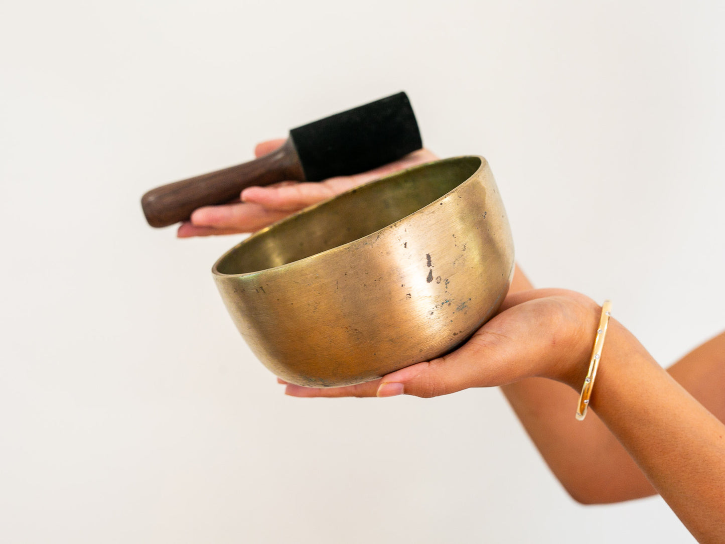 Tara Singing Bowl - Base Note A3 (216 Hz)