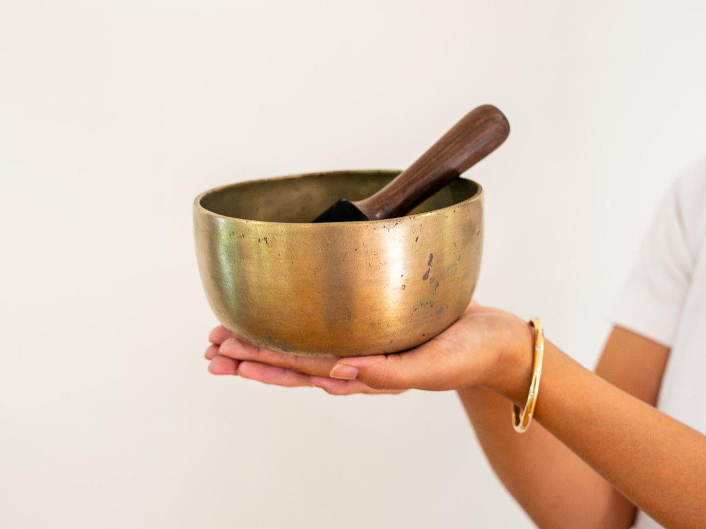 Tara Singing Bowl - Base Note A3 (216 Hz)