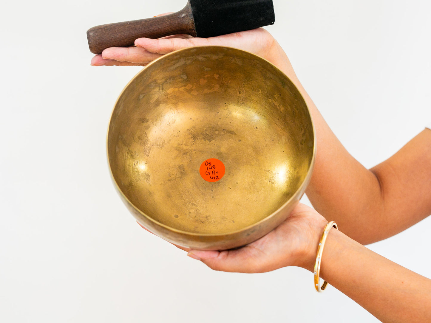 Tara Singing Bowl - Base Note D3 (143 Hz)