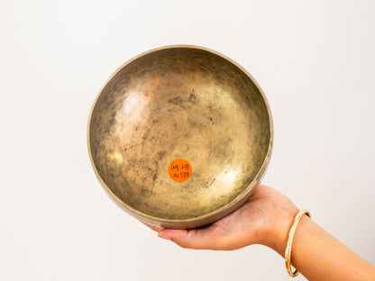 Remuna Singing Bowl - Base note G#3 (203 Hz)