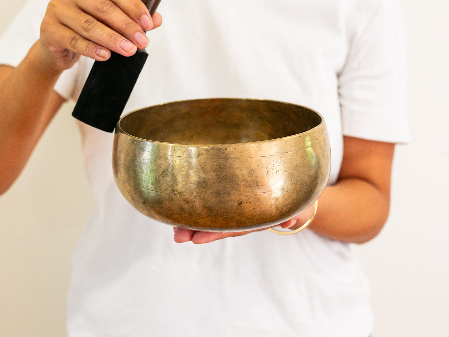 Remuna Singing Bowl - Base note E3 (167 Hz)