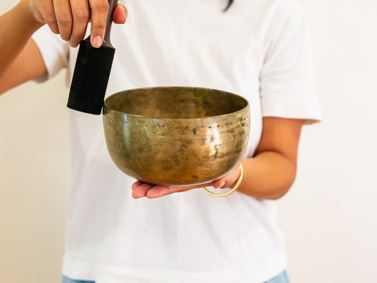 Tara Singing Bowl - Base Note G3 (199 Hz)