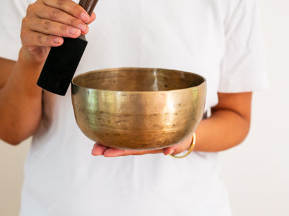 Tara Singing Bowl - Base Note G3 (200 Hz)