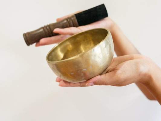 Small Tara Singing Bowl - Base Note G#4 (415 Hz)