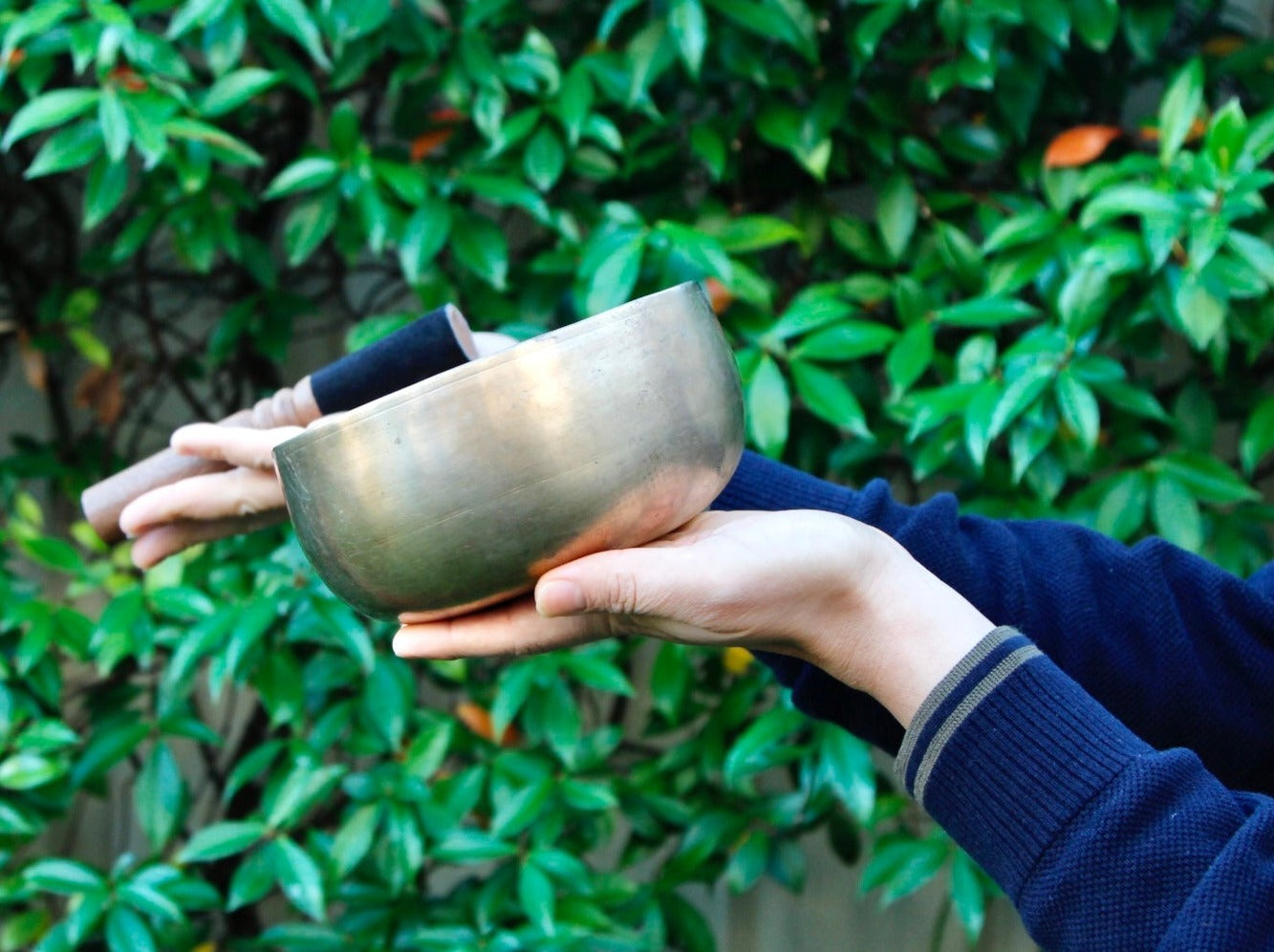 Remuna Singing Bowl - Base note C4 (256 Hz)