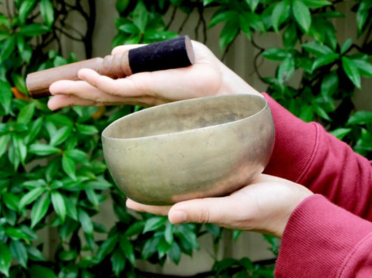 Old 'Tara' Singing Bowl - Base Note A3 (216 Hz)