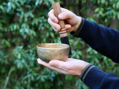 Small Old 'Tara' Singing Bowl - Base Note G4 (388 Hz)