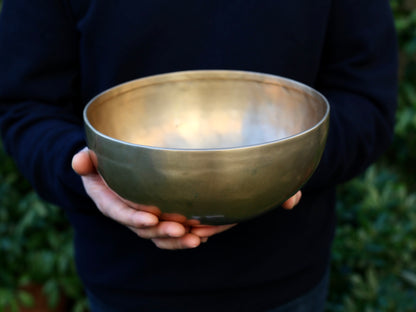 Contemporary Flow Singing Bowl - Base Note B2 125 Hz