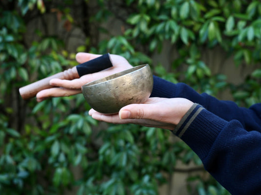 Small Old 'Tara' Singing Bowl - Base Note F4 (358 Hz)
