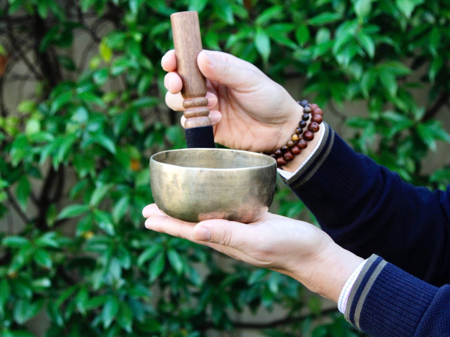 Small Old 'Tara' Singing Bowl - Base Note G4 (382 Hz)