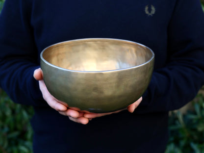 Contemporary Flow Singing Bowl - Base Note D3 143 Hz