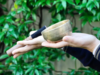 Small Old 'Tara' Singing Bowl - Base Note A4 (441 Hz)