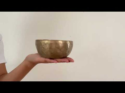 Small Tara Singing Bowl - Base Note G#4 (415 Hz)