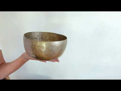 Tara Singing Bowl - Base Note F3 (178 Hz)