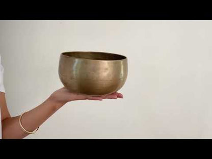 Remuna Singing Bowl - G3 (198 Hz)