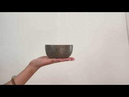 Small Tara Singing Bowl - Base Note G4 (390)