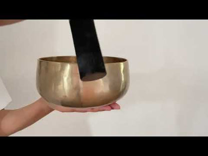 Remuna Singing Bowl - F3 (172 Hz)