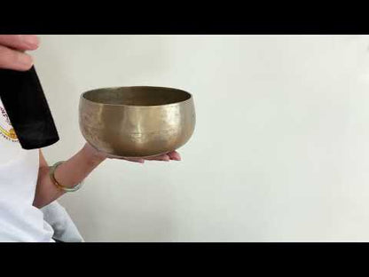 Remuna Singing Bowl - G3 (198 Hz)