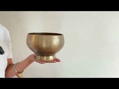 Pedestal Singing Bowl - Base Note C4 266 Hz