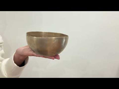 Small Tara Singing Bowl - Base Note F4 (344Hz)