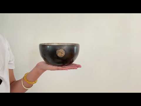 Silver Moon Singing Bowl - Base Note D4 (290 Hz)