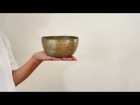 Small Tara Singing Bowl - Base Note F#4 (368 Hz)